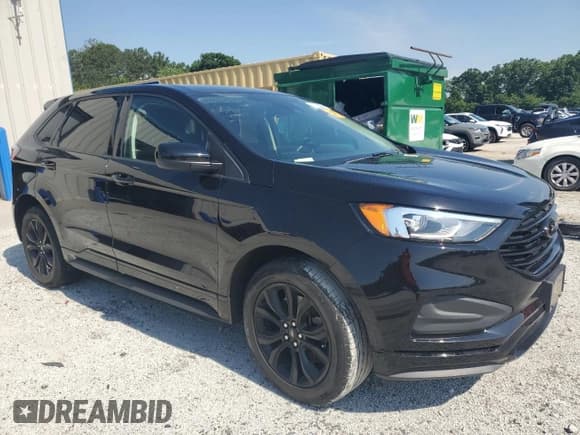 ✅ 2022 Ford Edge SE • VIN: 2FMPK4G9XNBA25106 • Lot: 56857515. Wystawiony na Copart z przebiegiem 93 403 mil. Bezpłatny archiwum sprzedaży aukcyjnych z USA i szczegółowy raport historii pojazdu na DreamBid. Zdjęcie 4.