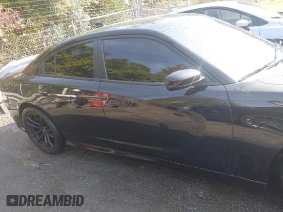 ✅ 2023 Dodge Charger GT • VIN: 2C3CDXHG8PH619225 • Lot: 43277106. Wystawiony na IAAI z przebiegiem 50 104 mil. Bezpłatny archiwum sprzedaży aukcyjnych z USA i szczegółowy raport historii pojazdu na DreamBid. Zdjęcie 13.