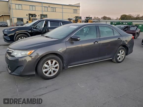 ✅ 2013 Toyota Camry LE • VIN: 4T4BF1FK7DR278657 • Lot: 92737375. Listed on Copart with 109,721 mi. Free auction sales archive from the USA and detailed vehicle history report at DreamBid. Image 1.
