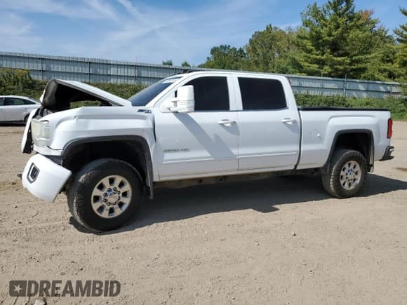 ✅ 2015 GMC Sierra 2500HD SLE • VIN: 1GT12YEGXFF158855 • Lot: 80880705. Listed on Copart with 190,674 mi. Free auction sales archive from the USA and detailed vehicle history report at DreamBid. Image 1.