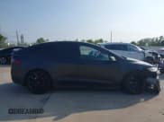 ✅ 2016 Tesla Model X 70D • VIN: 5YJXCBE27GF014176 • Lot: 43441061. Wystawiony na IAAI z przebiegiem 94 129 mil. Bezpłatny archiwum sprzedaży aukcyjnych z USA i szczegółowy raport historii pojazdu na DreamBid. Zdjęcie 13.