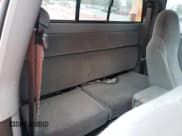 ✅ 2000 Dodge Dakota • VIN: 1B7GL22X8YS764710 • Lot: 81248524. Wystawiony na Copart z przebiegiem 134 137 mil. Bezpłatny archiwum sprzedaży aukcyjnych z USA i szczegółowy raport historii pojazdu na DreamBid. Zdjęcie 10.