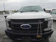 ✅ 2019 Ford F-250 XL • VIN: 1FTBF2A67KEG48981 • Lot: 42093795. Wystawiony na IAAI z przebiegiem Nie podano. Bezpłatny archiwum sprzedaży aukcyjnych z USA i szczegółowy raport historii pojazdu na DreamBid. Zdjęcie 11.