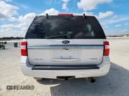 ✅ 2015 Ford Expedition Limited • VIN: 1FMJU2AT1FEF28232 • Lot: 84970825. Wystawiony na Copart z przebiegiem 217 743 mil. Bezpłatny archiwum sprzedaży aukcyjnych z USA i szczegółowy raport historii pojazdu na DreamBid. Zdjęcie 6.