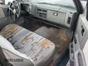 ✅ 1993 Chevrolet S-10 X96 • VIN: 1GCCS14Z8P8168390 • Лот: 82040134. Опубликован ранее на Copart с пробегом 187 326 миль. Бесплатный доступ к архиву аукционных продаж из США и подробный отчёт об истории автомобиля на DreamBid. Изображение 8.