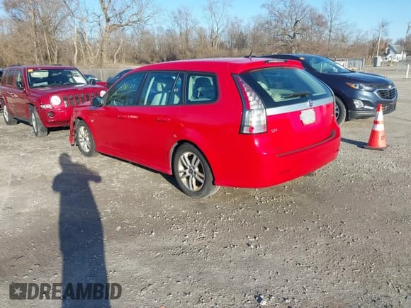 ✅ 2011 Saab 9-3 • VIN: YS3FA5CY4B1306565 • Lot: 41800578. Listed on IAAI with 200,241 mi. Free auction sales archive from the USA and detailed vehicle history report at DreamBid. Image 3.