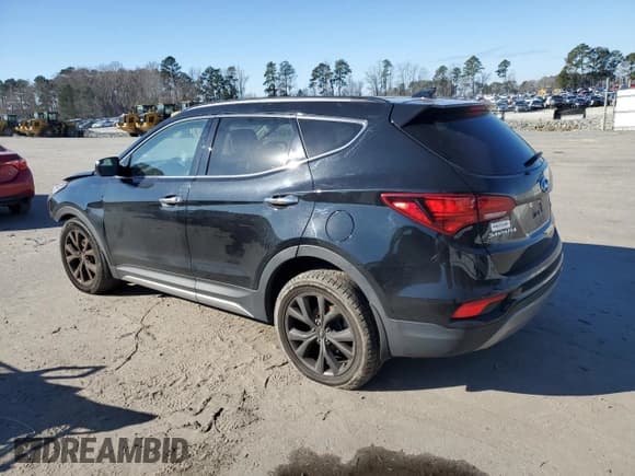 ✅ 2017 Hyundai Santa Fe Ultimate • VIN: 5XYZWDLA1HG423516 • Лот: 37707254. Опубликован ранее на Copart с пробегом 84 077 миль. Бесплатный доступ к архиву аукционных продаж из США и подробный отчёт об истории автомобиля на DreamBid. Изображение 2.