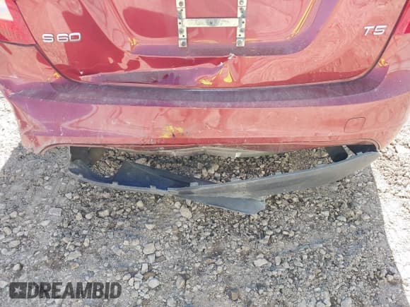 ✅ 2012 Volvo S60 T5 • VIN: YV1622FS8C2092826 • Lot: 43472108. Wystawiony na IAAI z przebiegiem 144 803 mil. Bezpłatny archiwum sprzedaży aukcyjnych z USA i szczegółowy raport historii pojazdu na DreamBid. Zdjęcie 6.