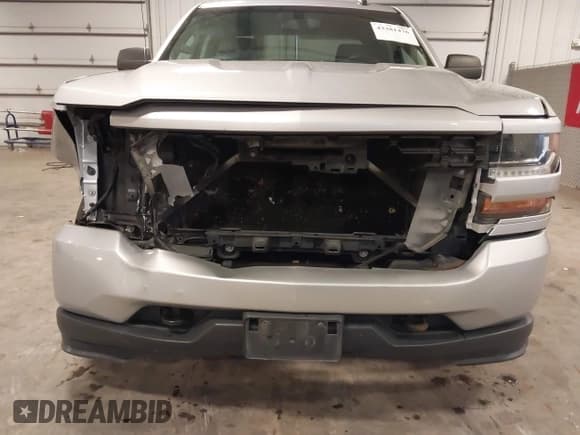 ✅ 2016 Chevrolet Silverado 1500 Custom • VIN: 1GCVKPEC4GZ276439 • Lot: 43381476. Wystawiony na IAAI z przebiegiem 162 310 mil. Bezpłatny archiwum sprzedaży aukcyjnych z USA i szczegółowy raport historii pojazdu na DreamBid. Zdjęcie 6.