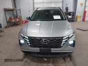 ✅ 2022 Hyundai Tucson SEL • VIN: 5NMJFCAE6NH037916 • Lot: 43453885. Wystawiony na IAAI z przebiegiem 74 744 mil. Bezpłatny archiwum sprzedaży aukcyjnych z USA i szczegółowy raport historii pojazdu na DreamBid. Zdjęcie 13.