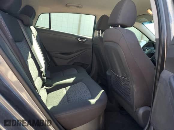 2019 Hyundai Ioniq Blue с VIN KMHC65LC5KU139773, выставлен на аукционе Copart как лот 72965774 с пробегом 116 561 миль миль и Списание • Salvage title. История ставок и продаж доступна на DreamBid. Изображение 10.