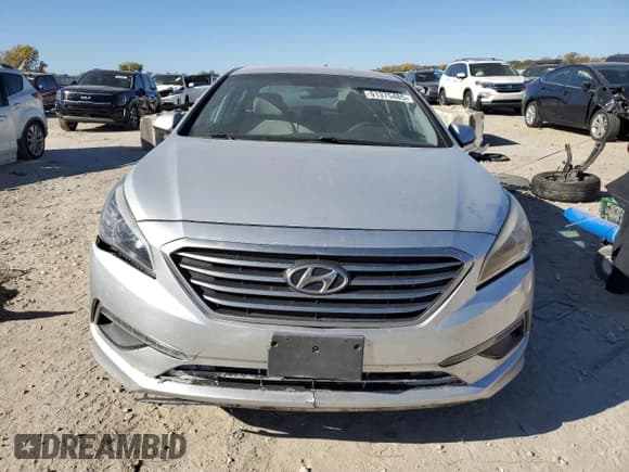 ✅ 2015 Hyundai Sonata SE • VIN: 5NPE24AF2FH073456 • Лот: 91375485. Опубликован ранее на Copart с пробегом 171 716 миль. Бесплатный доступ к архиву аукционных продаж из США и подробный отчёт об истории автомобиля на DreamBid. Изображение 5.