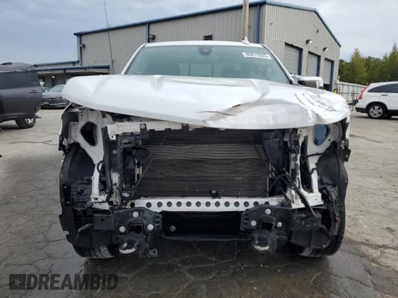 ✅ 2019 Chevrolet Silverado 1500 High Country • VIN: 1GCUYHED0KZ177117 • Лот: 86879205. Опубликован ранее на Copart с пробегом 77 179 миль. Бесплатный доступ к архиву аукционных продаж из США и подробный отчёт об истории автомобиля на DreamBid. Изображение 5.