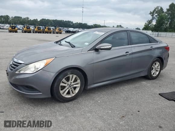 2014 Hyundai Sonata GLS with VIN 5NPEB4AC9EH917268, listed as a Copart auction lot 67715815 with 100,895 mi miles and Salvage title. Bid and sale history available at DreamBid. Image 1.