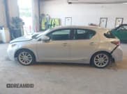 ✅ 2012 Lexus CT 200h Premium • VIN: JTHKD5BH5C2080691 • Лот: 43093592. Опубликован ранее на IAAI с пробегом 114 226 миль. Бесплатный доступ к архиву аукционных продаж из США и подробный отчёт об истории автомобиля на DreamBid. Изображение 14.