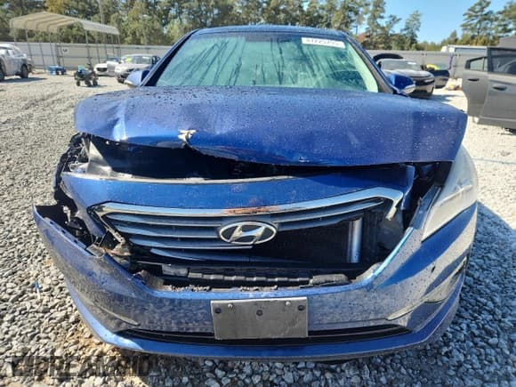 ✅ 2015 Hyundai Sonata Sport • VIN: 5NPE34AF4FH011263 • Lot: 87225795. Listed on Copart with 162,016 mi. Free auction sales archive from the USA and detailed vehicle history report at DreamBid. Image 5.