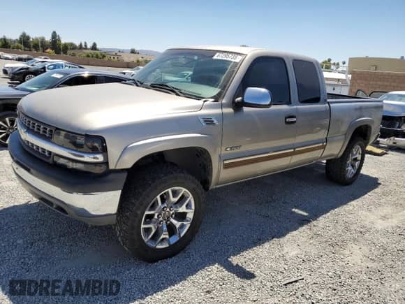 2001 Chevrolet Silverado 1500 LT z VIN 2GCEC19T711353292, wystawiony jako Copart lot #67295735 z przebiegiem Nie podano mil oraz Szkoda całkowita • Salvage title. Historia ofert i sprzedaży dostępna na DreamBid. Obrazek 1.