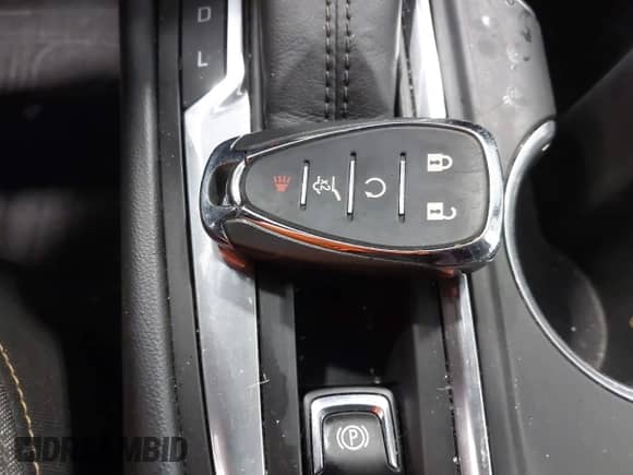 2020 Chevrolet Equinox LT with VIN 3GNAXUEV4LL151143, listed as a IAAI auction lot 43100439 with 50,646 mi miles and . Bid and sale history available at DreamBid. Image 11.