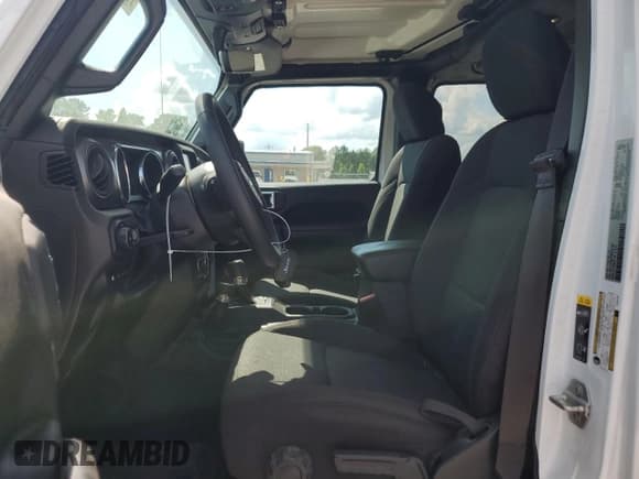 ✅ 2023 Jeep Wrangler • VIN: 1C4JJXN62PW613106 • Лот: 61717015. Опубликован ранее на Copart с пробегом 18 365 миль. Бесплатный доступ к архиву аукционных продаж из США и подробный отчёт об истории автомобиля на DreamBid. Изображение 7.