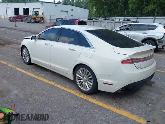 ✅ 2013 Lincoln MKZ • VIN: 3LN6L2G96DR805178 • Lot: 42915934. Wystawiony na IAAI z przebiegiem 158 757 mil. Bezpłatny archiwum sprzedaży aukcyjnych z USA i szczegółowy raport historii pojazdu na DreamBid. Zdjęcie 3.