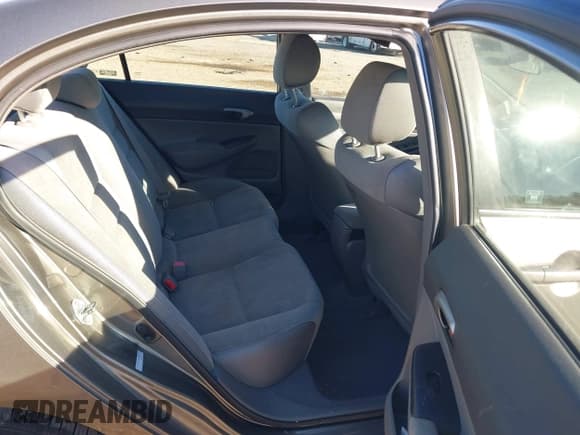 ✅ 2008 Honda Civic LX • VIN: 2HGFA16548H304814 • Lot: 43377652. Listed on IAAI with 174,362 mi. Free auction sales archive from the USA and detailed vehicle history report at DreamBid. Image 8.