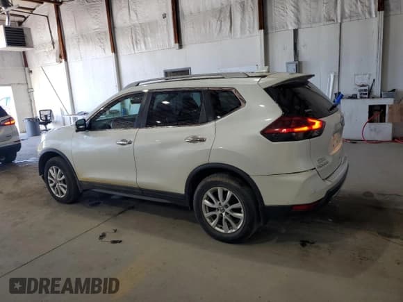 ✅ 2018 Nissan Rogue S • VIN: 5N1AT2MV4JC730292 • Лот: 87075465. Опубликован ранее на Copart с пробегом 87 141 миль. Бесплатный доступ к архиву аукционных продаж из США и подробный отчёт об истории автомобиля на DreamBid. Изображение 2.