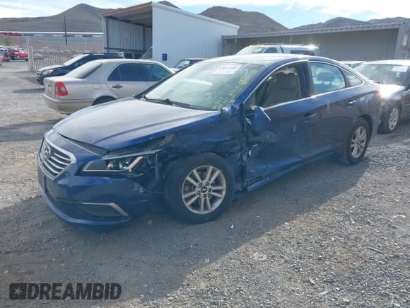 ✅ 2017 Hyundai Sonata 2.4L • VIN: 5NPE24AF9HH542979 • Лот: 43627455. Опубликован ранее на IAAI с пробегом 101 046 миль. Бесплатный доступ к архиву аукционных продаж из США и подробный отчёт об истории автомобиля на DreamBid. Изображение 2.