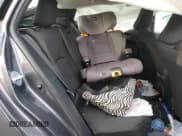 ✅ 2022 Toyota Prius LE • VIN: JTDKAMFU6N3167945 • Lot: 82719545. Wystawiony na Copart z przebiegiem Nie podano. Bezpłatny archiwum sprzedaży aukcyjnych z USA i szczegółowy raport historii pojazdu na DreamBid. Zdjęcie 10.