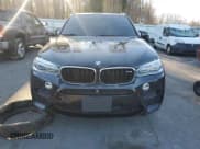✅ 2017 BMW X5 M • VIN: 5YMKT6C55H0U38915 • Lot: 80266434. Wystawiony na Copart z przebiegiem Nie podano. Bezpłatny archiwum sprzedaży aukcyjnych z USA i szczegółowy raport historii pojazdu na DreamBid. Zdjęcie 5.