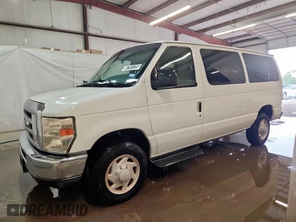 ✅ 2009 Ford Econoline Passenger XL • VIN: 1FBNE31L19DA27641 • Lot: 92701235. Wystawiony na Copart z przebiegiem 133 133 mil. Bezpłatny archiwum sprzedaży aukcyjnych z USA i szczegółowy raport historii pojazdu na DreamBid. Zdjęcie 1.
