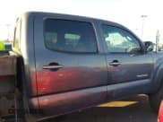 ✅ 2011 Toyota Tacoma PreRunner • VIN: 3TMJU4GN2BM112932 • Лот: 43570174. Опубликован ранее на IAAI с пробегом 221 155 миль. Бесплатный доступ к архиву аукционных продаж из США и подробный отчёт об истории автомобиля на DreamBid. Изображение 14.