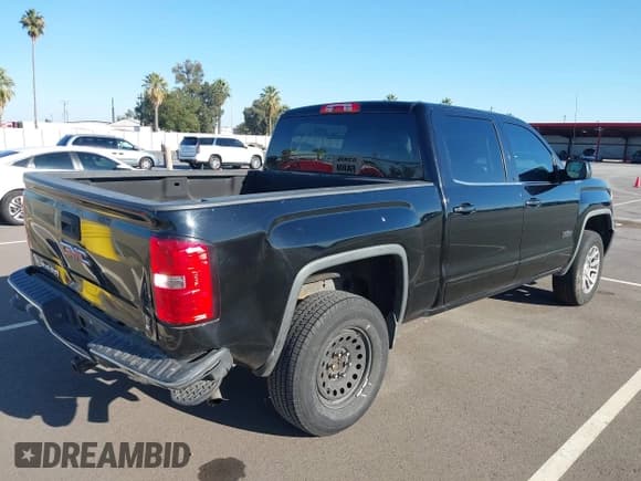 ✅ 2014 GMC Sierra 1500 SLE • VIN: 3GTP1UEC3EG459984 • Лот: 43384617. Опубликован ранее на IAAI с пробегом 206 619 миль. Бесплатный доступ к архиву аукционных продаж из США и подробный отчёт об истории автомобиля на DreamBid. Изображение 4.