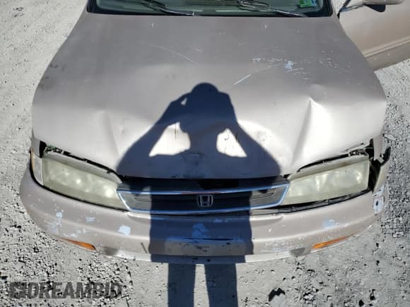 ✅ 1997 Honda Accord Special Edition • VIN: 1HGCD560XVA198286 • Лот: 74952704. Опубликован ранее на Copart с пробегом 263 765 миль. Бесплатный доступ к архиву аукционных продаж из США и подробный отчёт об истории автомобиля на DreamBid. Изображение 11.