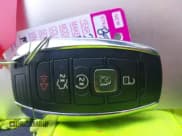 ✅ 2018 Lincoln MKZ • VIN: 3LN6L5G90JR607984 • Lot: 41854834. Listed on IAAI with 73,052 mi. Free auction sales archive from the USA and detailed vehicle history report at DreamBid. Image 11.