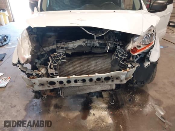 ✅ 2014 Ford Transit Connect XLT • VIN: NM0GS9F71E1136153 • Lot: 41745624. Listed on IAAI with 252,218 mi. Free auction sales archive from the USA and detailed vehicle history report at DreamBid. Image 6.