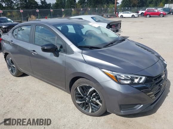 ✅ 2024 Nissan Versa SR • VIN: 3N1CN8FV5RL901643 • Lot: 43315729. Wystawiony na IAAI z przebiegiem 20 315 mil. Bezpłatny archiwum sprzedaży aukcyjnych z USA i szczegółowy raport historii pojazdu na DreamBid. Zdjęcie 1.