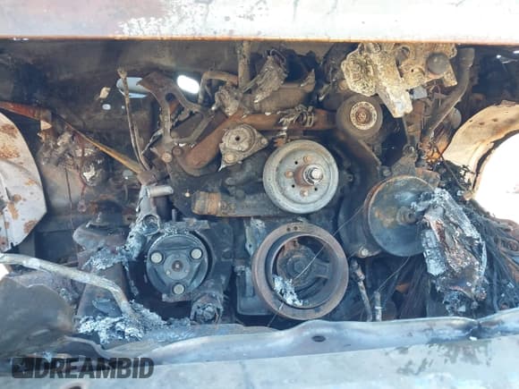 ✅ 2001 Chevrolet Silverado 2500HD • VIN: 1GCHK24G41E269834 • Lot: 42190146. Wystawiony na IAAI z przebiegiem Nie podano. Bezpłatny archiwum sprzedaży aukcyjnych z USA i szczegółowy raport historii pojazdu na DreamBid. Zdjęcie 10.