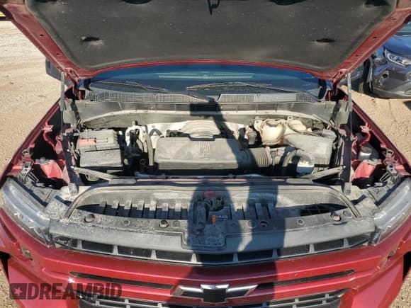 ✅ 2019 Chevrolet Silverado 1500 RST • VIN: 1GCRYEED6KZ218113 • Lot: 71263365. Listed on Copart with 86,946 mi. Free auction sales archive from the USA and detailed vehicle history report at DreamBid. Image 11.