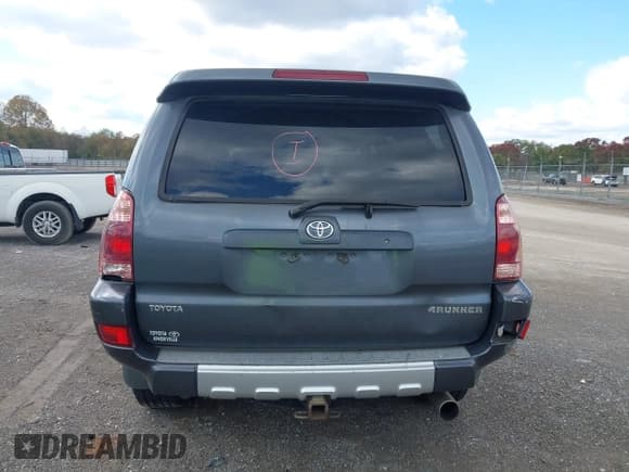 ✅ 2004 Toyota 4Runner SR5 Sport • VIN: JTEBU14R240054381 • Лот: 43582781. Опубликован ранее на IAAI с пробегом 244 828 миль. Бесплатный доступ к архиву аукционных продаж из США и подробный отчёт об истории автомобиля на DreamBid. Изображение 16.