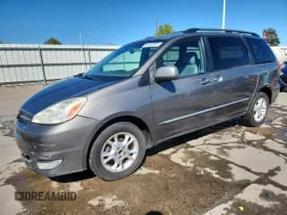 ✅ 2005 Toyota Sienna XLE Limited • VIN: 5TDBA22C15S037734 • Lot: 84650095. Listed on Copart with 189,718 mi. Free auction sales archive from the USA and detailed vehicle history report at DreamBid. Image 1.