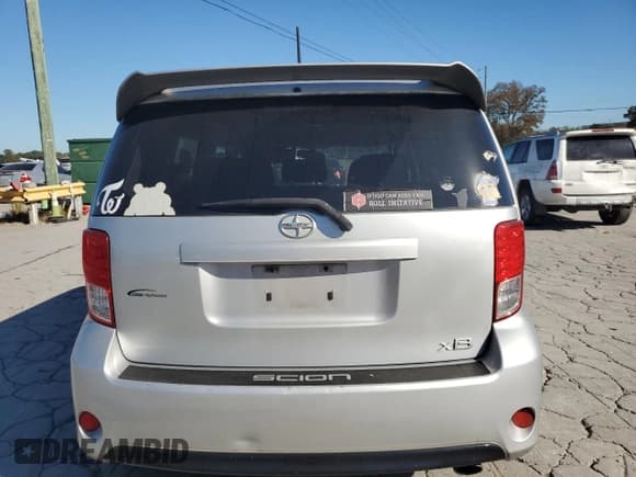 ✅ 2013 Scion xB • VIN: JTLZE4FE9DJ042139 • Лот: 86432255. Опубликован ранее на Copart с пробегом 212 456 миль. Бесплатный доступ к архиву аукционных продаж из США и подробный отчёт об истории автомобиля на DreamBid. Изображение 6.