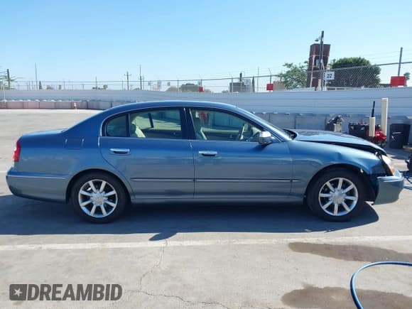 ✅ 2005 Infiniti Q45 • VIN: JNKBF01A45M101359 • Lot: 43095347. Listed on IAAI with 158,724 mi. Free auction sales archive from the USA and detailed vehicle history report at DreamBid. Image 13.
