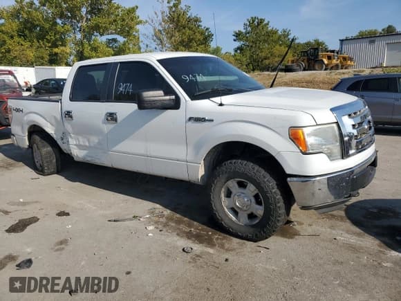 ✅ 2013 Ford F-150 XL • VIN: 1FTFW1EF4DKF63865 • Lot: 80742075. Listed on Copart with 285,558 mi. Free auction sales archive from the USA and detailed vehicle history report at DreamBid. Image 4.