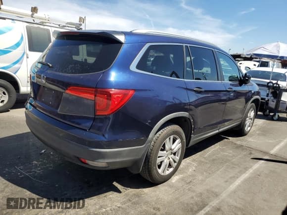 ✅ 2016 Honda Pilot LX • VIN: 5FNYF5H15GB007372 • Lot: 69506715. Listed on Copart with 196,746 mi. Free auction sales archive from the USA and detailed vehicle history report at DreamBid. Image 3.