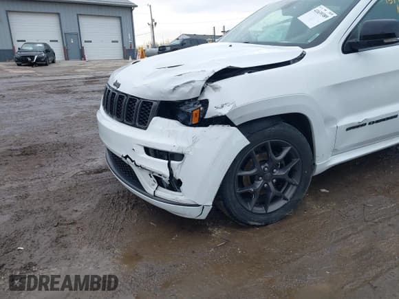 ✅ 2020 Jeep Grand Cherokee Limited • VIN: 1C4RJFBG9LC151858 • Лот: 41639389. Опубликован ранее на IAAI с пробегом 145 917 миль. Бесплатный доступ к архиву аукционных продаж из США и подробный отчёт об истории автомобиля на DreamBid. Изображение 6.