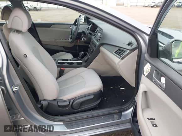 2016 Hyundai Sonata SE с VIN 5NPE24AF6GH393171, выставлен на аукционе IAAI как лот 43065301 с пробегом 134 684 миль миль и . История ставок и продаж доступна на DreamBid. Изображение 5.