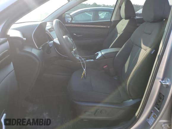 ✅ 2024 Hyundai Tucson SEL • VIN: 5NMJB3DE0RH302469 • Lot: 65686284. Wystawiony na Copart z przebiegiem 13 336 mil. Bezpłatny archiwum sprzedaży aukcyjnych z USA i szczegółowy raport historii pojazdu na DreamBid. Zdjęcie 7.