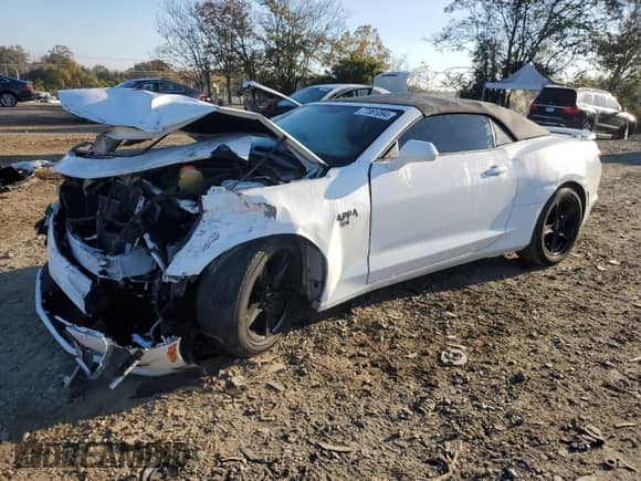 2019 Chevrolet Camaro 1LT с VIN 1G1FB3DX9K0118556, выставлен на аукционе Copart как лот 77361094 с пробегом 78 230 миль миль и Списание • Salvage title. История ставок и продаж доступна на DreamBid. Изображение 1.