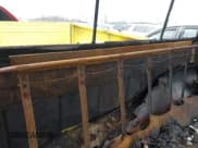 ✅ 1988 Ford F-250 • VIN: 1FTHF26G7JPA77250 • Lot: 43808669. Wystawiony na IAAI z przebiegiem Nie podano. Bezpłatny archiwum sprzedaży aukcyjnych z USA i szczegółowy raport historii pojazdu na DreamBid. Zdjęcie 8.