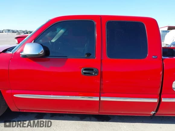 ✅ 1999 GMC Sierra 1500 SLE • VIN: 1GTEK19T8XZ512050 • Лот: 41663198. Опубликован ранее на IAAI с пробегом 183 266 миль. Бесплатный доступ к архиву аукционных продаж из США и подробный отчёт об истории автомобиля на DreamBid. Изображение 14.